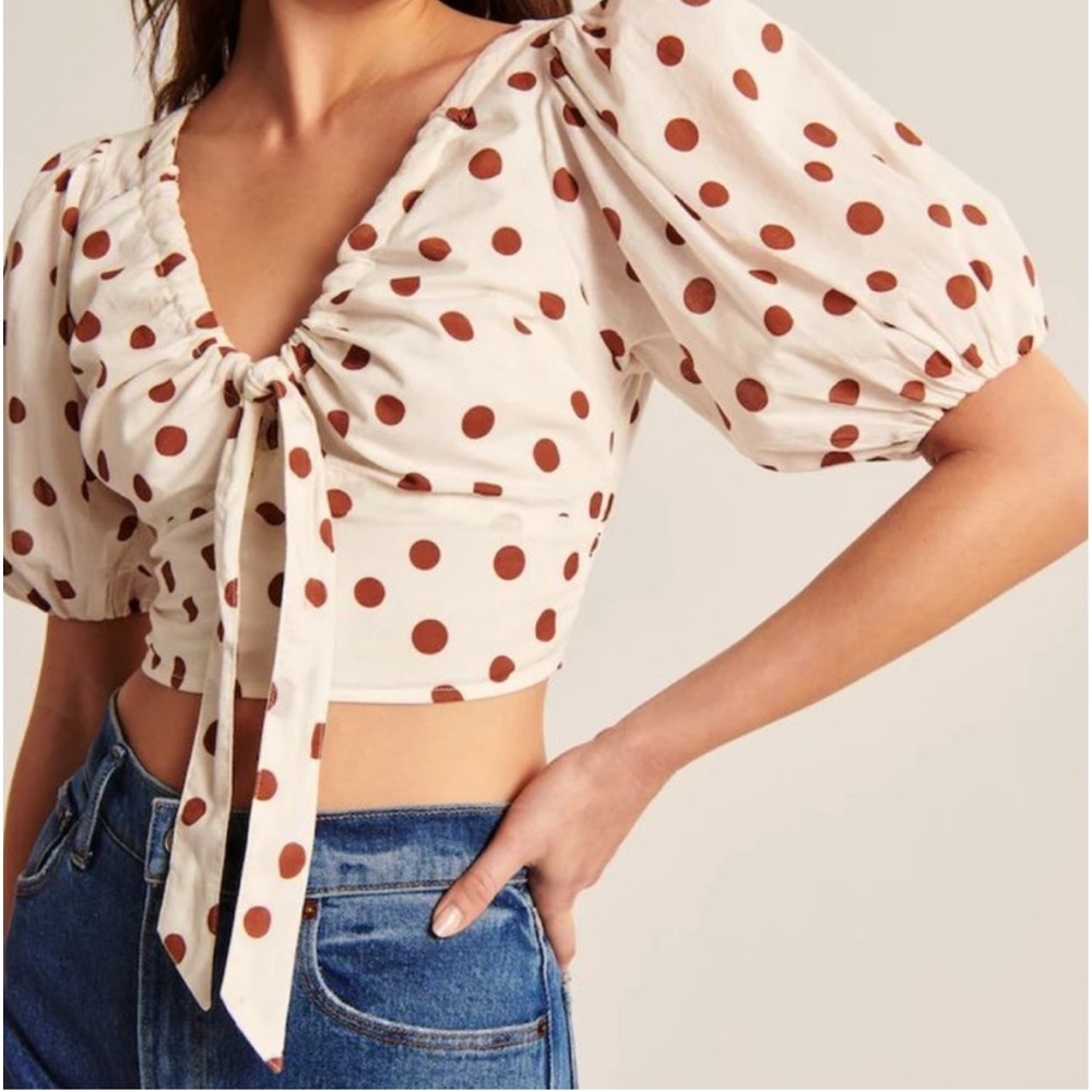 Abrecrombie Puff Sleeve Cropped Top